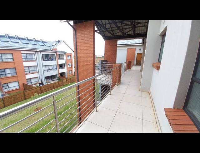 2 BEDROOM APARTMENT FOR SALE IN GLEN MARAIS